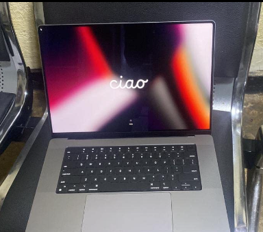 MACBOOK PRO 3